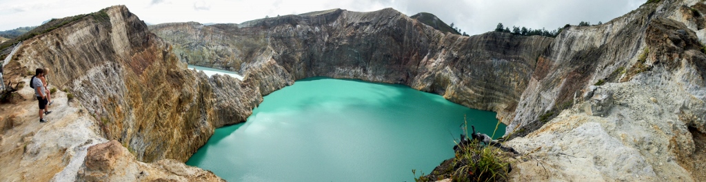 Panorama sur le volcan Kelimutu, Flores