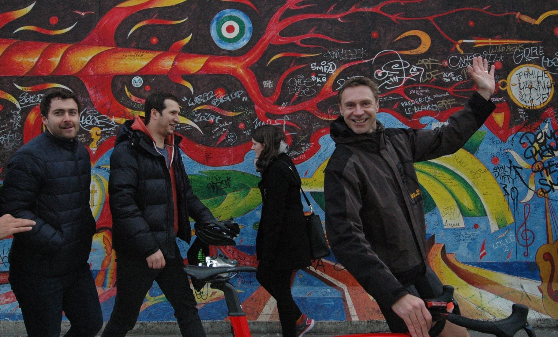 12822770_1124363450930862_1983375255_o