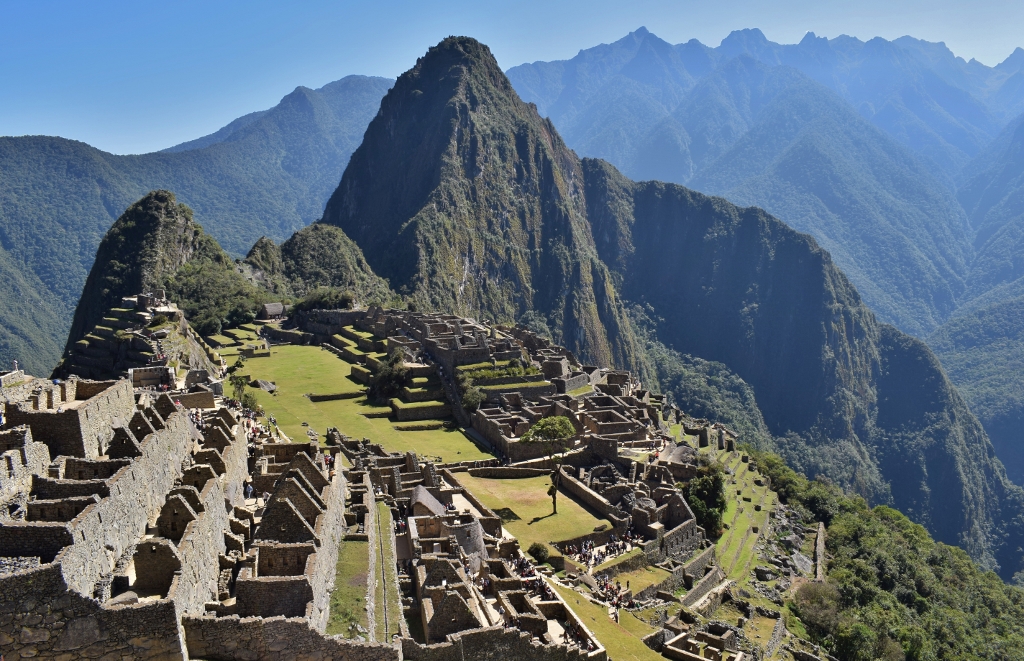 Vue mythique sur le site du Machu Picchu au Pérou