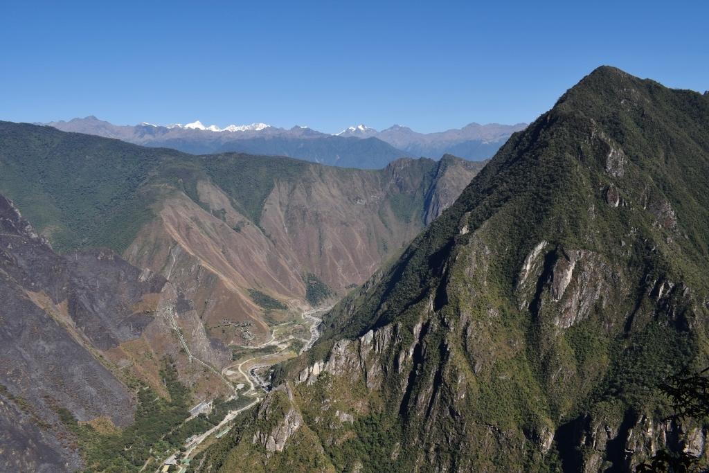 Vue sur les sommets autour du site du Machu Picchu au Pérou