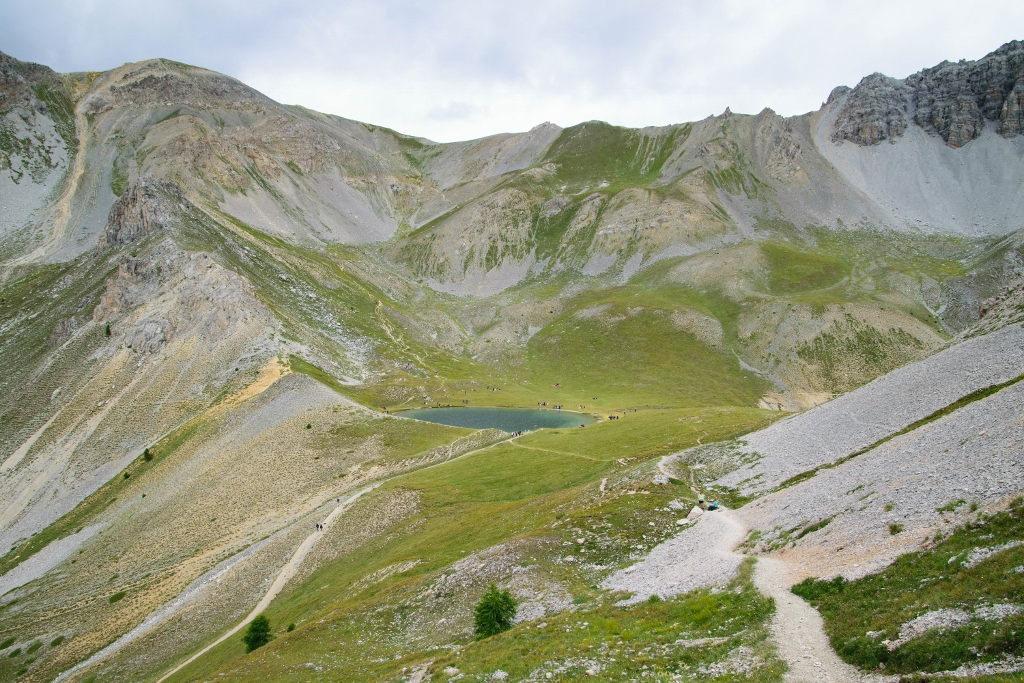 Panorama sur le lac Soulier dans les Hautes-Alpes 