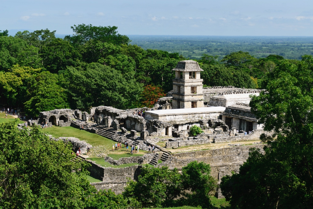 Vue panoramique sur le site archéologie de Palenque, Mexique 