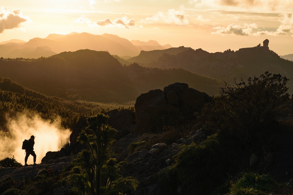 Coucher de soleil depuis le Pico del Pozo de las Nieves, un lieu incontournable à voir à Gran Canaria