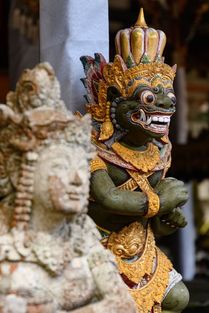 Gros plan sur sculptures du temple Gunung kawi sebatu à Ubud, Bali
