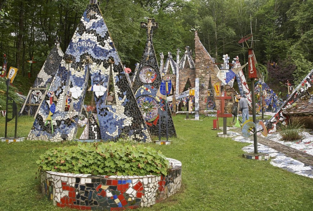 La Cathédrale de Jean Linard, un lieu insolite en France 