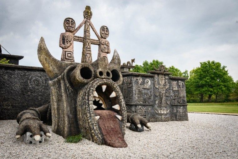 Le Musée Robert Tatin, un lieu insolite en France 