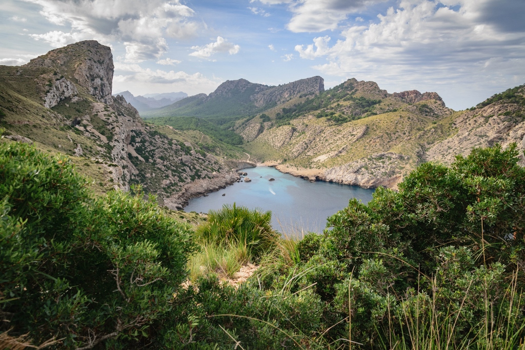 Point de vue insolite sur Cala Figuera à Majorque