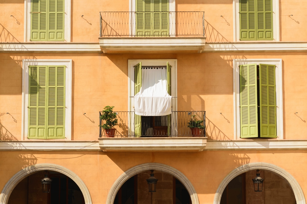 La Plaça Mayor, une place typiquement espagnole à Palma de Majorque 